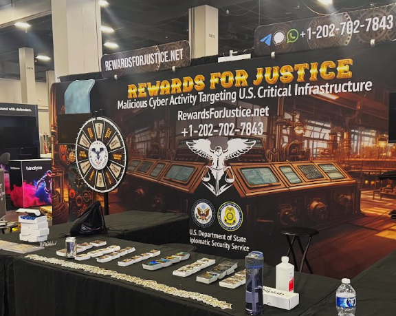 Federal Ajans, Black Hat 2025'te Steampunk görünümünü yapıyor